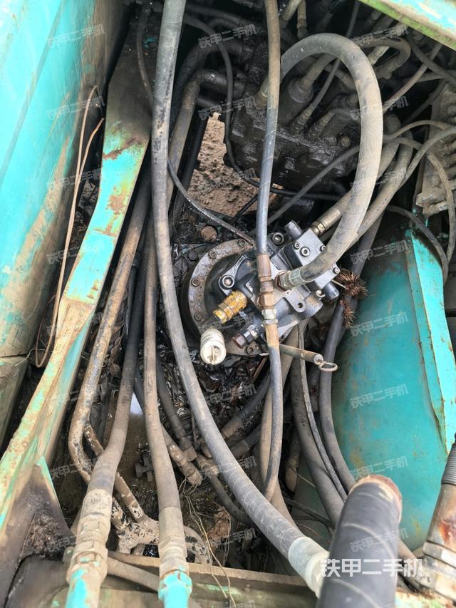 回转马达(上车部件) 回转马达(上车部件)