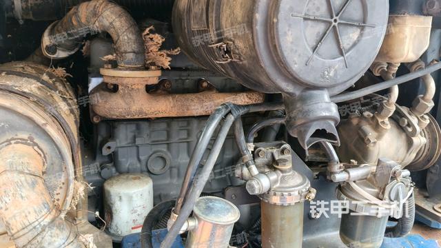 发动机整体俯视（整机外观）