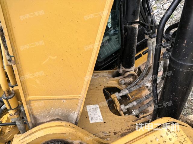 铲斗45度(工作和回转装置) 铲斗45度(工作和回转装置)