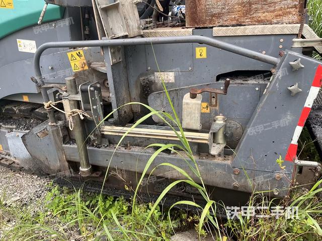 工作装置2（工作装置）