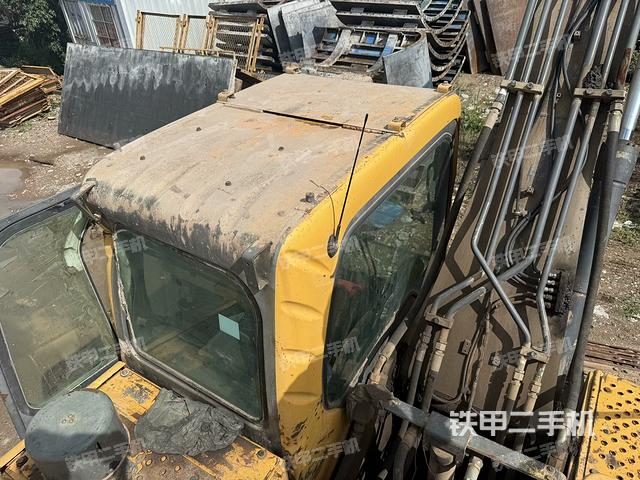 駕駛室頂部（整機(jī)外觀）