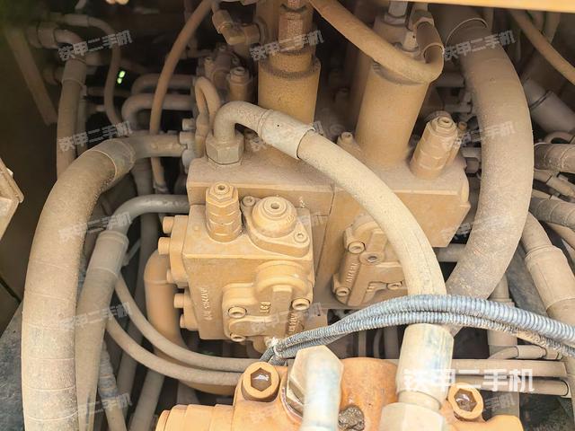 分配阀(上车部件) 分配阀(上车部件)