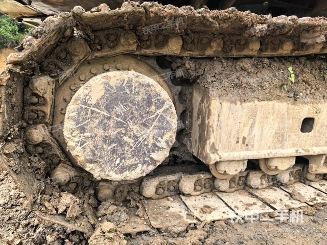 左侧行走马达盖板(行走机构) 左侧行走马达盖板(行走机构)