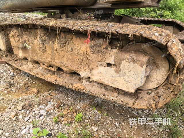 左侧行走马达盖板(行走机构) 左侧行走马达盖板(行走机构)