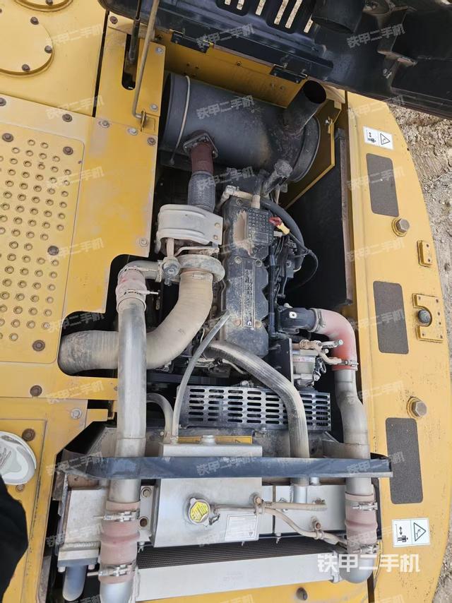 发动机整体俯视（整机外观）