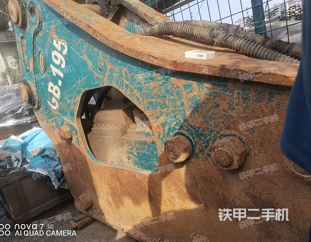 整机右后45°（设备外观及核心部件）