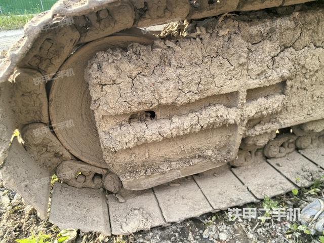 左驱动轮(行走机构) 左驱动轮(行走机构)