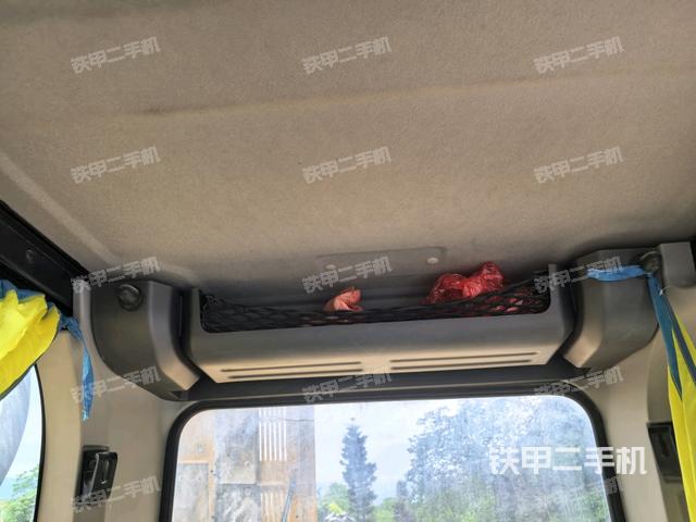 后窗玻璃角标(驾驶室部分) 后窗玻璃角标(驾驶室部分)