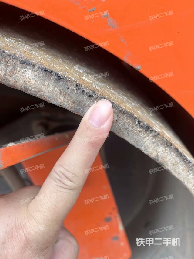 鋼輪厚度（壓路機(jī)前后車(chē)架）