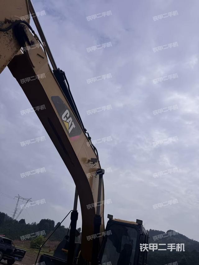 大臂整體?右側(cè)（工作和回轉(zhuǎn)裝置）