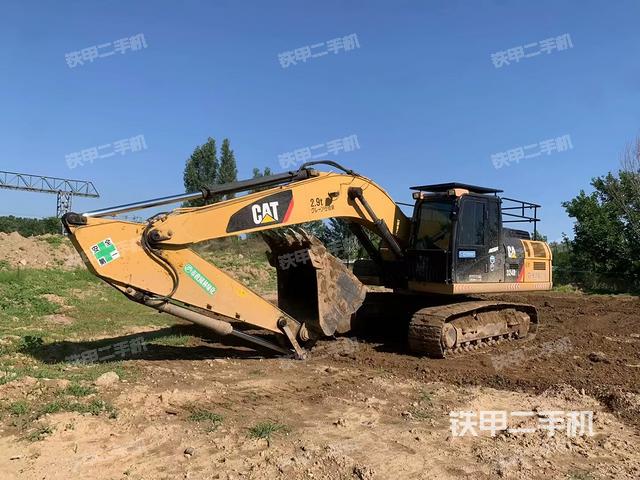 驾驶室顶部（整机外观）