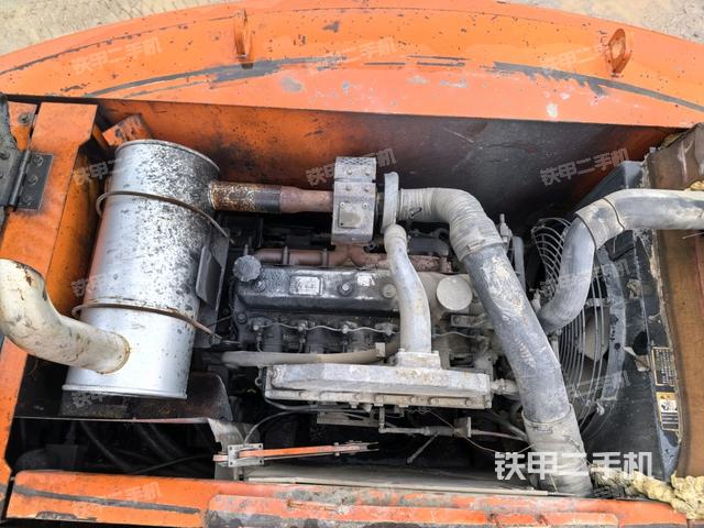 水箱+风扇特写(上车部件) 水箱+风扇特写(上车部件)