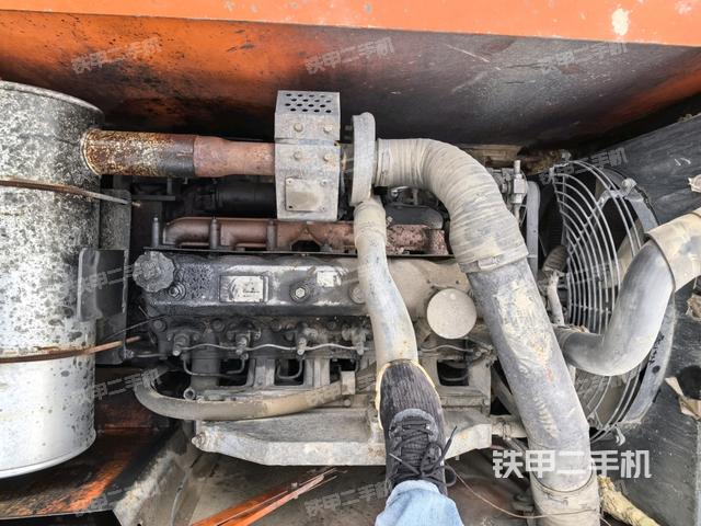 增压器特写(上车部件) 增压器特写(上车部件)