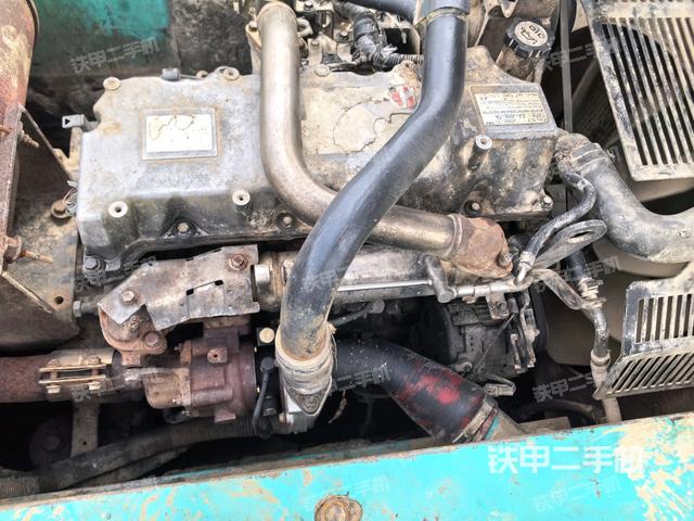 增压器特写(上车部件) 增压器特写(上车部件)