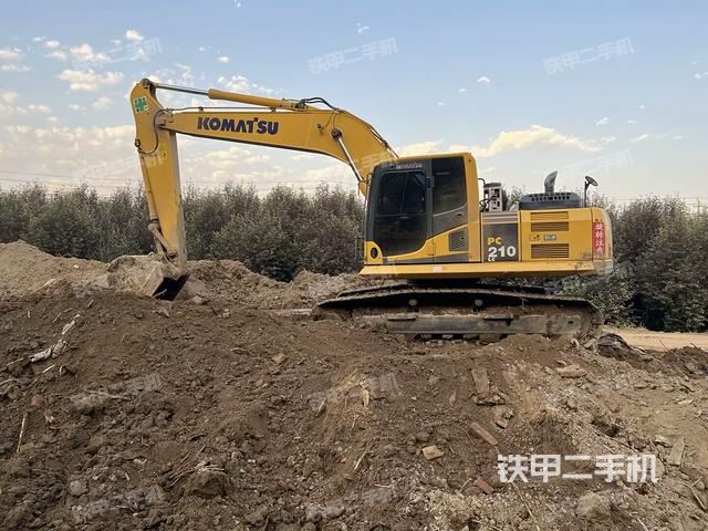 小松PC210-8M0挖掘機(jī)