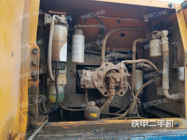 液壓泵斜45?左（大件艙室）