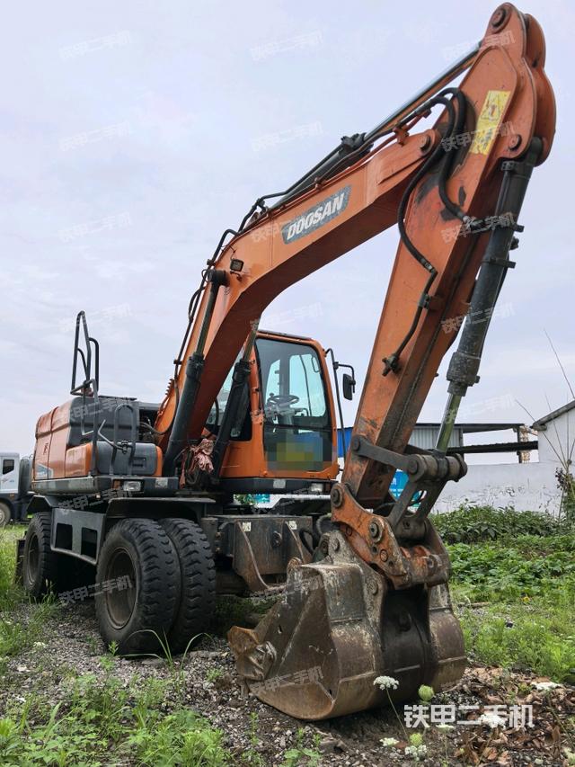 右前45(整機外觀) 右前45(整機外觀)