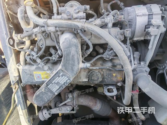 发动机室（上车部件）