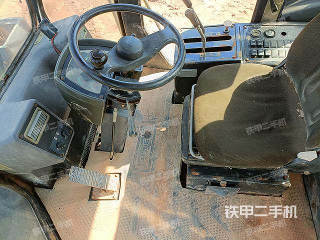 驾驶室工作台（整机外观及大件）