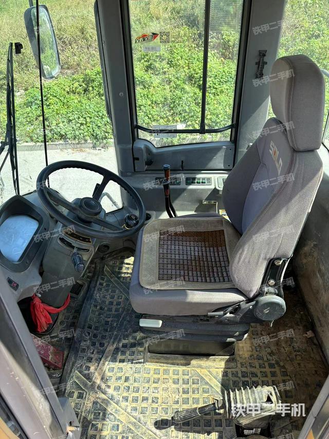 驾驶室操作台（整机外观及大件）