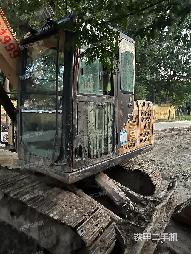 驾驶室整体（整机外观）