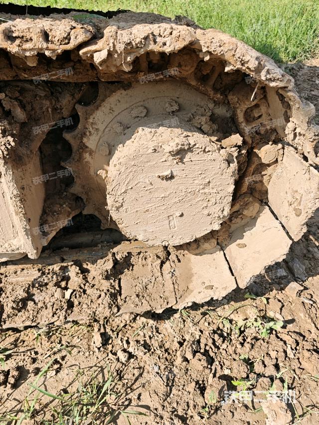 左驱动轮(行走机构) 左驱动轮(行走机构)