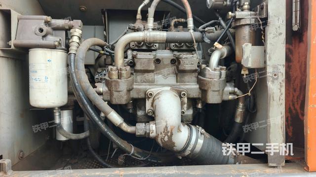 液压泵室(大件舱室) 液压泵室(大件舱室)