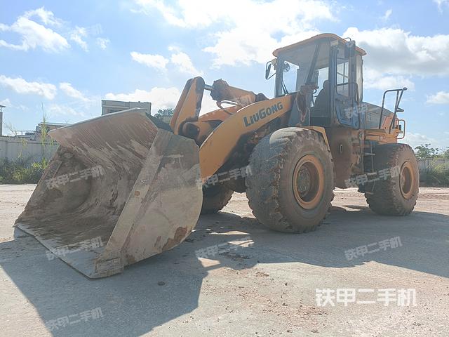 工作装置整体（整机外观及大件）