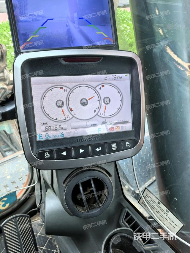 顯示屏?(駕駛室部分) 顯示屏?(駕駛室部分)