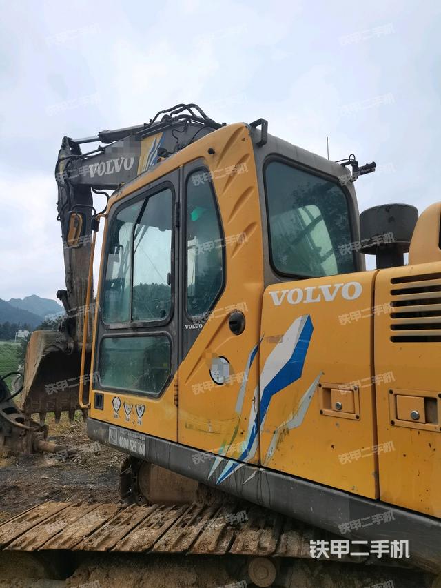 駕駛室正側（駕駛室部分）