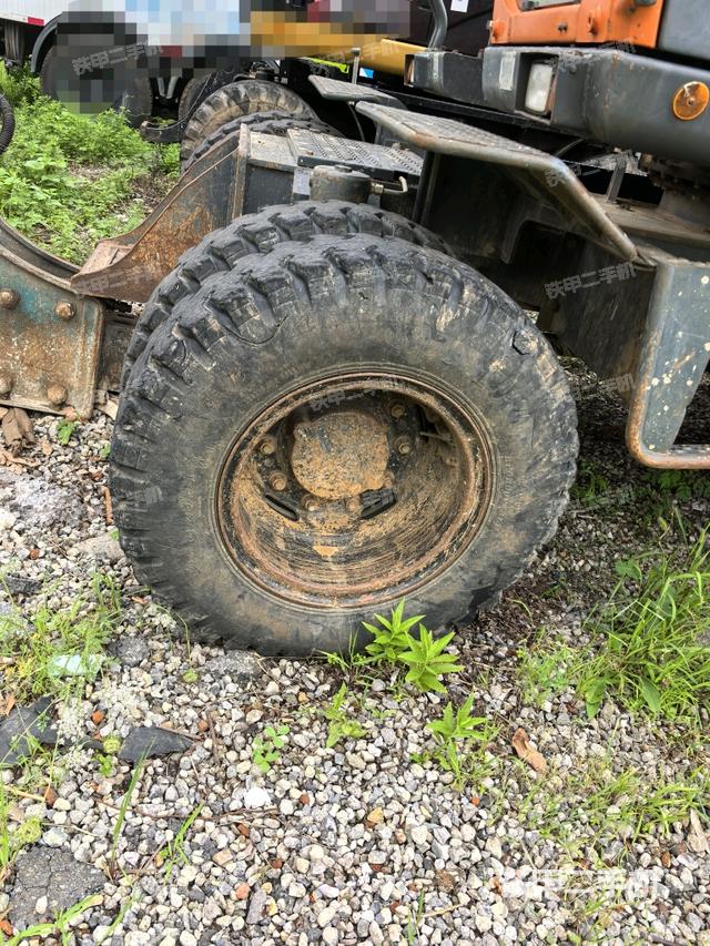 右驅(qū)動輪(行走機構) 右驅(qū)動輪(行走機構)