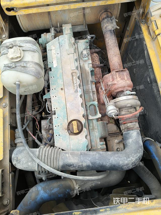 发动机整体俯视（整机外观）