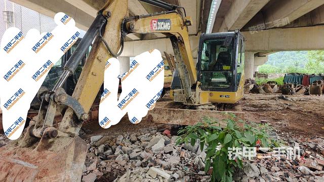 右前45(整机外观) 右前45(整机外观)