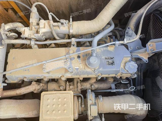 发动机整体俯视(整机外观) 发动机整体俯视(整机外观)