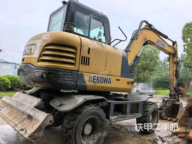 右后45(整机外观) 右后45(整机外观)