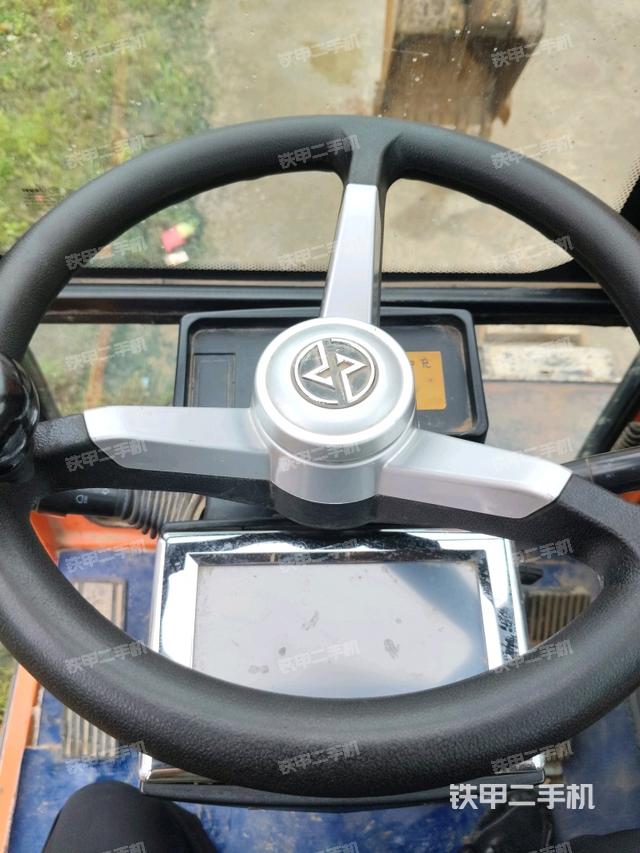 显示屏 （驾驶室部分）