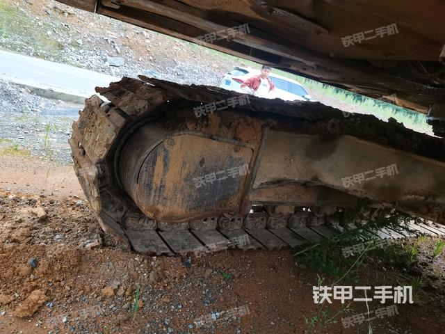 右側行走馬達蓋板（行走機構）