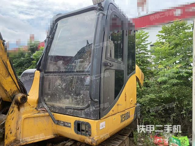 徐工XE60CA挖掘機