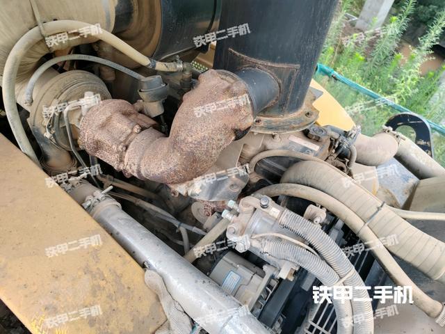 发动机(设备外观及核心部件) 发动机(设备外观及核心部件)