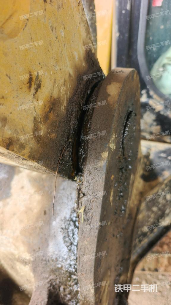 大臂根部 斜(工作和回转装置) 大臂根部 斜(工作和回转装置)