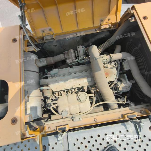 发动机整体俯视（整机外观）