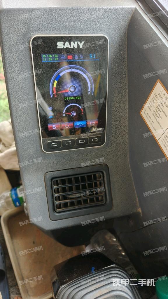 小时表(驾驶室部分) 小时表(驾驶室部分)