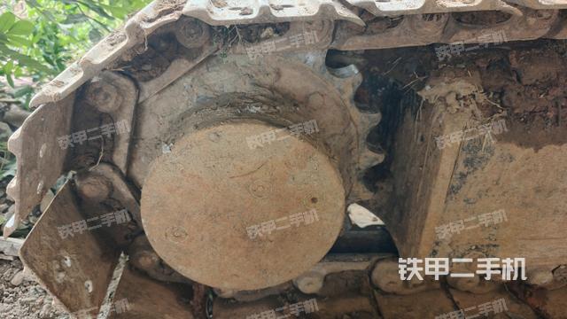 右驱动轮(行走机构) 右驱动轮(行走机构)