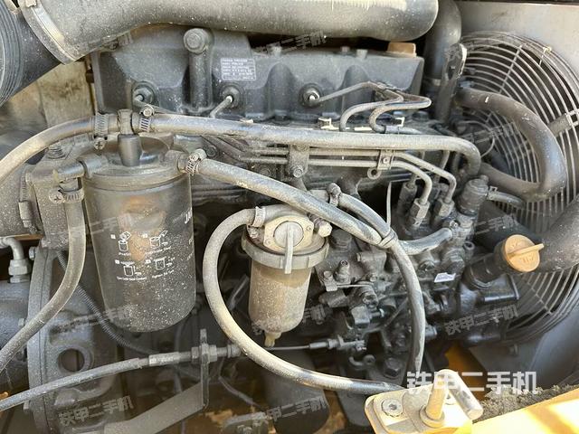 發(fā)動(dòng)機(jī)整體俯視（整機(jī)外觀）