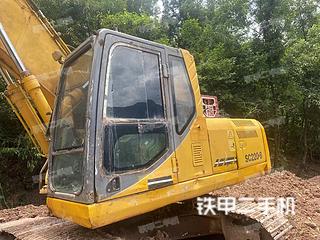 力士德SC210.8E挖掘机实拍图片