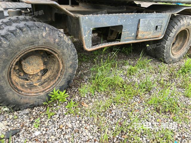 左側履帶整體?(行走機構) 左側履帶整體?(行走機構)