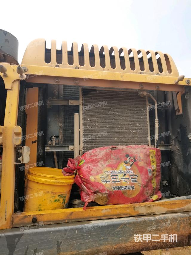 電瓶（大件艙室）