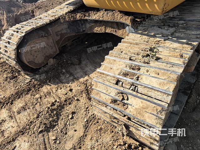 单侧履带整体（整机外观）