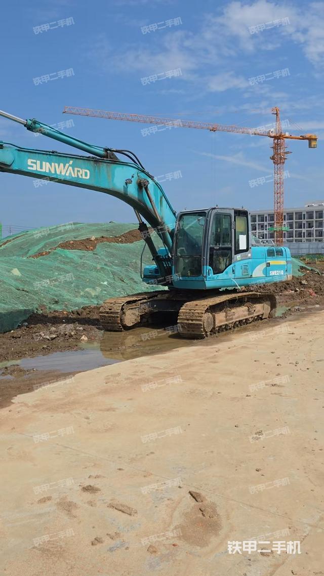 山河智能SWE210挖掘機