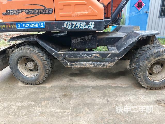 左侧履带整体 （行走机构）